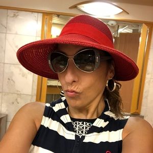 Meet your Posher, Elsa